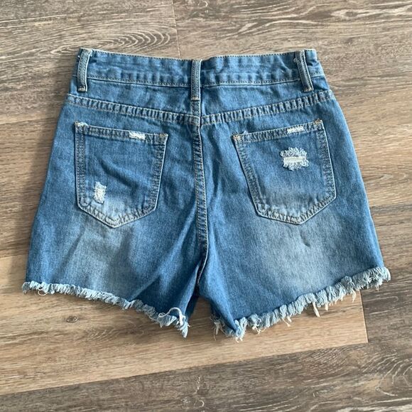 Jean shorts button fly distressed high rise size small / 26” waist - Picture 6 of 8